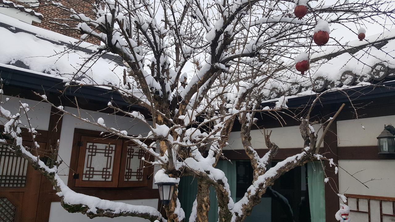 Inyeon Hanok Guesthouse Jeonju Exterior photo