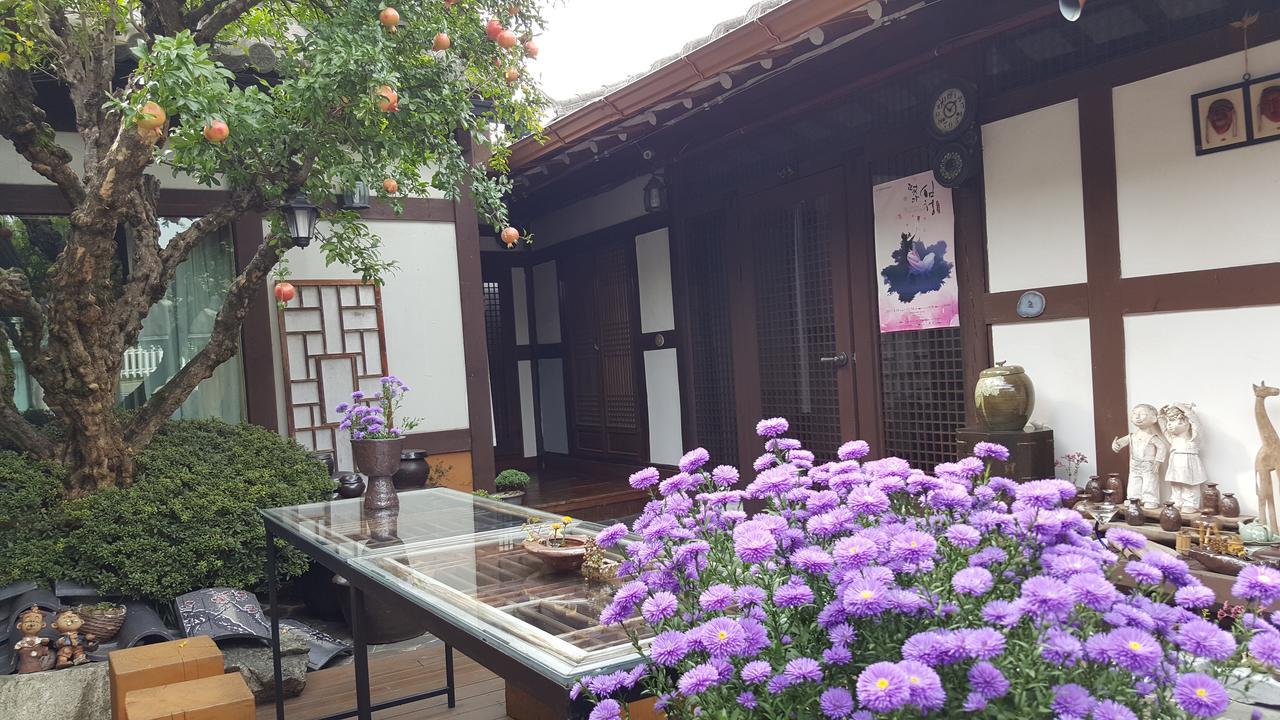 Inyeon Hanok Guesthouse Jeonju Exterior photo